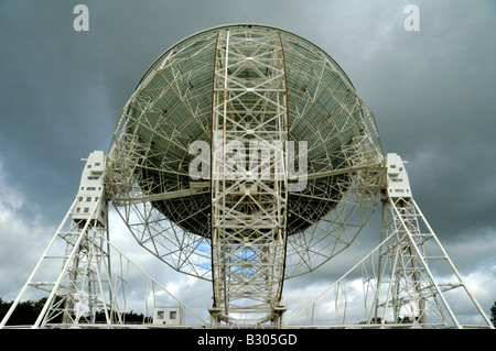 Le radiotélescope Lovell (Mark I) à l'observatoire de Jodrell Bank Banque D'Images