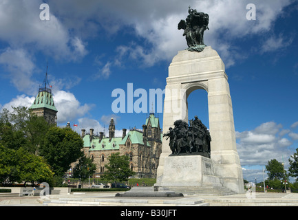 Monument commémoratif de guerre à la place de la Confédération à Ottawa, Canada Banque D'Images