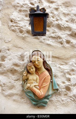 Vierge à l'enfant plaque céramique, Mdina, Malte Banque D'Images