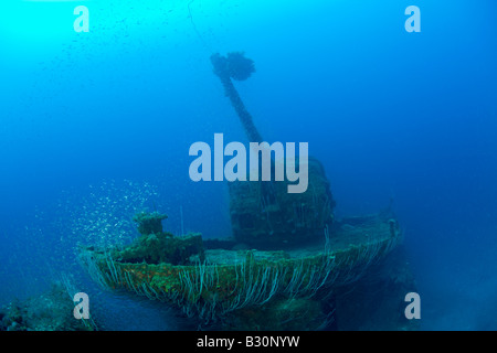 Canon de 5 pouces au destroyer USS Lamson atoll de Bikini des Îles Marshall Micronésie Océan Pacifique Banque D'Images