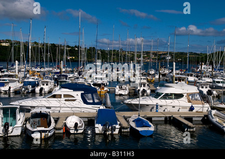 La marina de Kinsale harbour, West Cork, Irlande. Banque D'Images