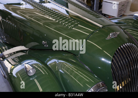 Détail de la hotte et auvent sur Morgan sports car Banque D'Images