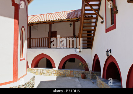 Cour intérieure de Megali Panagia Monastère de la Vierge Marie Samos Grèce Banque D'Images