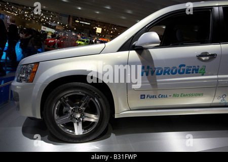 General Motors GM Chevy Equinox à pile combustible hybride nouveau SUV voiture modèle de véhicule hors route au British International Motor Show à Excel Banque D'Images