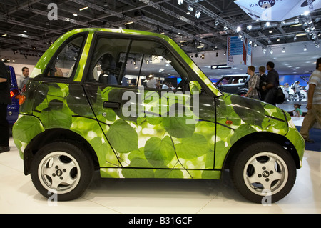 G-Wiz Gwiz nouveau modèle de voiture au British International Motor Show au centre Excel dans les Docklands London England UK clean green de l'environnem Banque D'Images