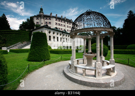 Innsbruck : Schloss Ambras : Jardins Banque D'Images