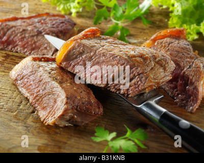 Steak de faux filet de boeuf - bien fait Banque D'Images