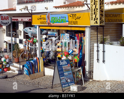 Boutique de souvenirs à Carvoeiro Algarve Portugal Banque D'Images