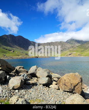 À l'échelle Llyn Llydaw mineurs à côté de la piste vers le sommet du Mont Snowdon dans le Nord du Pays de Galles Banque D'Images