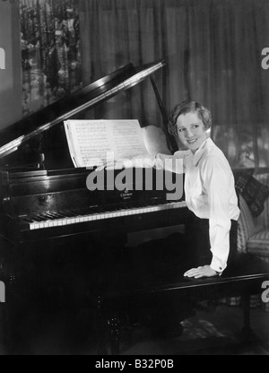 Portrait du pianiste femelle Banque D'Images