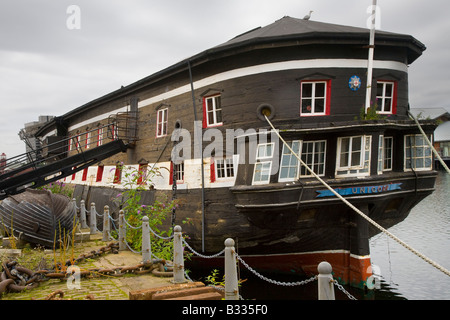 H. M. Frigate UNICORN, ancien navire de la marine en bois à Victoria Dock, Dundee, Tayside, Écosse.Le plus ancien et le plus ancien navire de guerre en bois géorgien au monde, au Royaume-Uni Banque D'Images