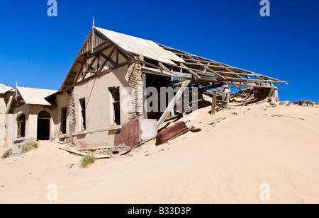 Une vieille maison à Kolmanskop Ghost Town, Namibie Banque D'Images