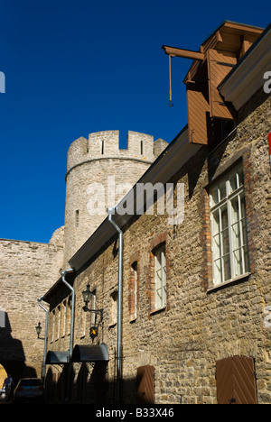 Bremeni tour déchiré dans la vieille ville de Tallinn Estonie Europe Banque D'Images