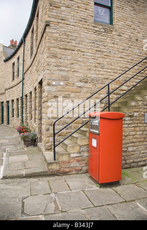 Post box pour courrier préaffranchi, Sheffield, South Yorkshire Banque D'Images