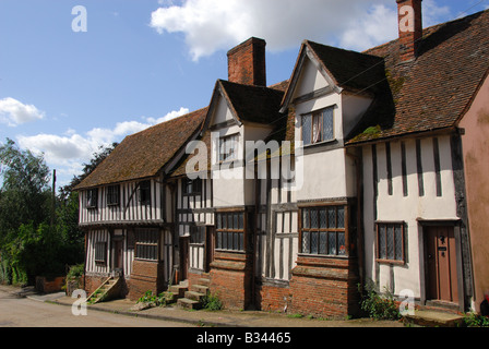 Ancienne Terrasse de maisons à colombage. Banque D'Images