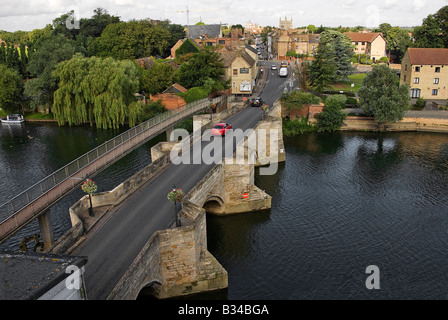 Vieux pont entre Huntingdon & Godmanchester. Banque D'Images