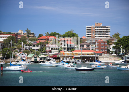 Une vue de Manley comme vous venez dans sur le traversier Manley à Sydney, Australie. Banque D'Images