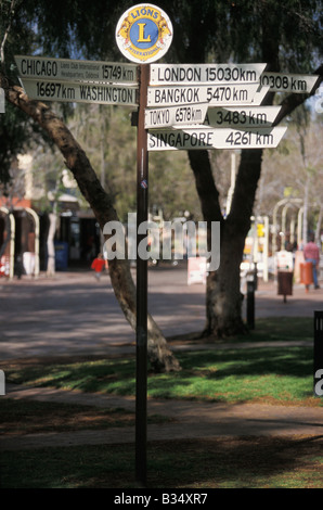Signe touristique Todd Mall Alice Springs Australie Territoire du Nord Banque D'Images
