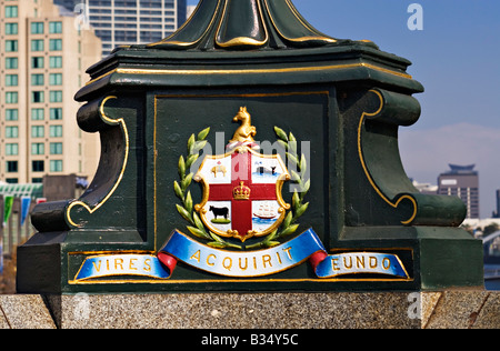 "Ville de Melbourne' armoiries sur la circa 1888 'Princes Bridge'.Melbourne Victoria en Australie. Banque D'Images