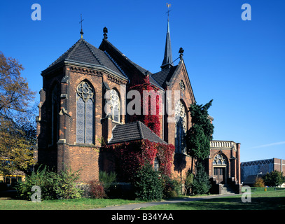 Ancienne église paroissiale catholique, Bottrop, Rhénanie du Nord-Westphalie, Allemagne Banque D'Images