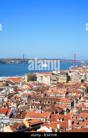 Vue panoramique sur la ville depuis le Castelo, Lisbonne, Portugal Banque D'Images