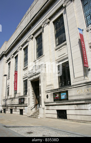 Ville de Sheffield, Angleterre. Nommé d'après John George Graves, les Tombes Art Gallery et bibliothèque centrale de l'Surrey Street. Banque D'Images