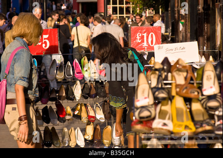 Magasin de chaussures Covent Garden WC2 London United Kingdom Banque D'Images