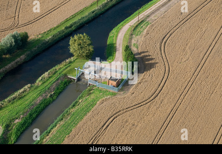 Vue aérienne de la station de pompage, Norfolk, Angleterre Banque D'Images