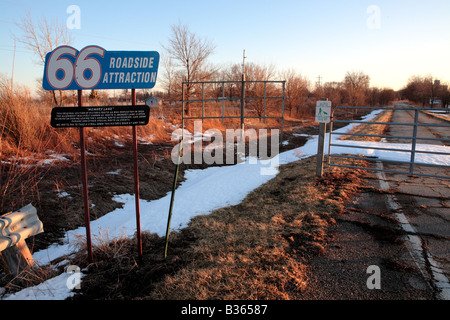 La VOIE DE LA MÉMOIRE DE L'1926 ROUTE 66 PRÈS DE LEXINGTON KENTUCKY USA EN HIVER LA ROUTE 66 Banque D'Images