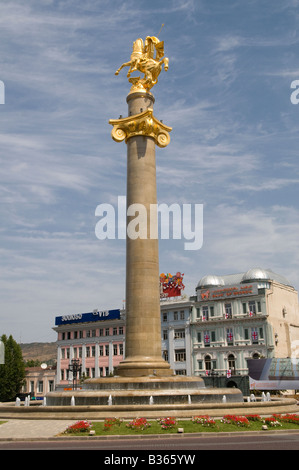 Anciennement connu sous le nom de la place de la liberté square Erivan, à l'extrémité de l'Avenue Rustaveli à Tbilissi capitale de la République de Géorgie Banque D'Images