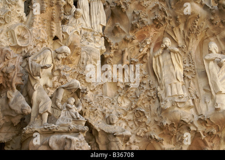 Détail de la façade de la Nativité, l'église Sagrada Familia, Barcelone, Espagne Banque D'Images