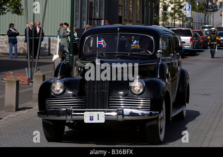 17 Juin Célébration de la fête de l'indépendance de l'Islande le président M. Olafur Ragnar Grimsson arrivera à Old Packard Banque D'Images