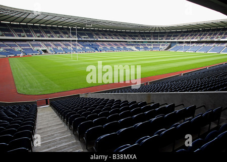 À l'intérieur du stade de Murrayfield à Édimbourg, Écosse, Royaume-Uni, l'accueil de Rugby écossais. Banque D'Images