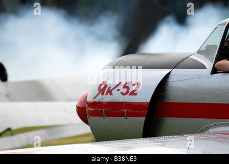 Un avion russe Yakovlev Yak-52 Banque D'Images