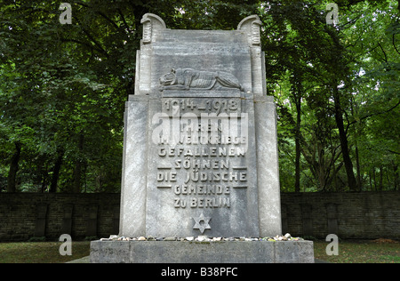 Monument à la mémoire des soldats juifs morts au combat pour l'Allemagne dans la Première Guerre mondiale, Weissensee Cemetery, Berlin Banque D'Images