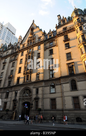 Immeuble Dakota plus ancien immeuble de luxe de New York et à l'endroit où John Lennon a été tué Banque D'Images