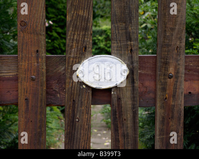 Porte de jardin en bois Banque D'Images