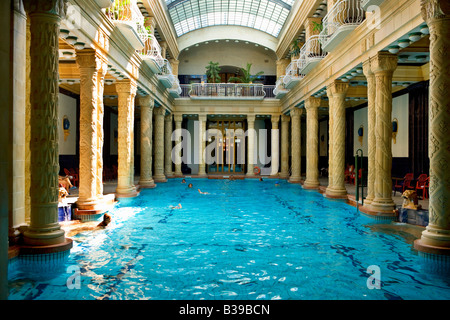 Thermes Gellért à Budapest Hongrie Banque D'Images