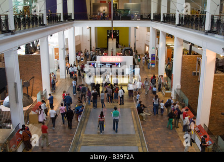 Salle principale Science Museum London Kensington Banque D'Images