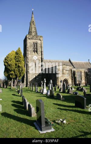 Ville de Derby, en Angleterre. Tous les Saints Mackworth avec Markeaton Église. Banque D'Images