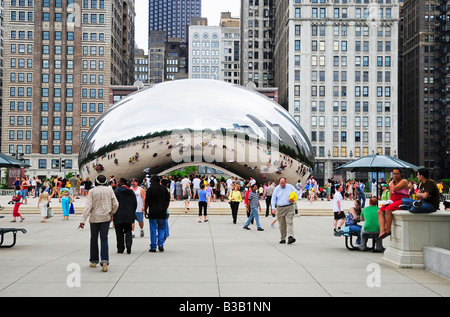 'Cloud Gate de Chicago' Sculpture (le Bean) Banque D'Images