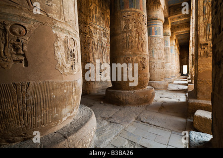 Médinet Habou Temple, Cisjordanie, Luxor, Egypte Banque D'Images