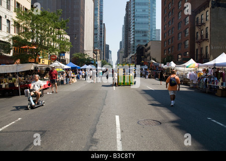 Foire de rue sur la 2e avenue à New York City Banque D'Images