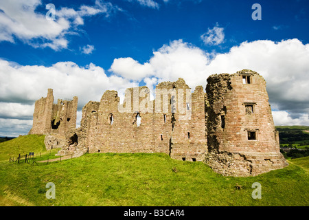 Ruines du château de Brough Cumbria, Angleterre, Royaume-Uni Banque D'Images