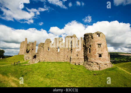 Ruines du château de Brough en Cumbria, Angleterre, Royaume-Uni Banque D'Images