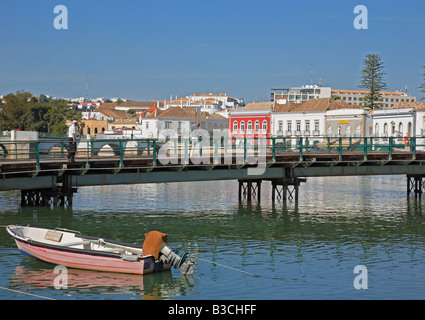 Vieille ville à In The Golfer's Paradise Tavira Algarve Portugal Banque D'Images