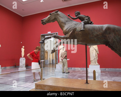 Le jockey de l'Artemision Musée National d'Archéologie Grecque Athènes Grèce Banque D'Images