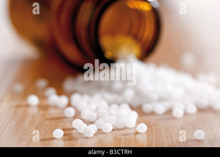 Pilules homéopathiques, close-up Banque D'Images