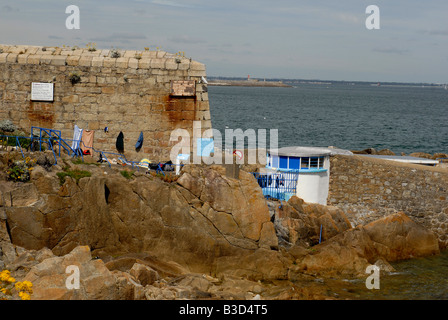 Sandycove quarante pied lieu de baignade en mer d'Irlande Co Dublin Irlande Banque D'Images