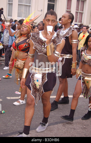 Le carnaval de Notting Hill à Profiles des Intervenants Août 2008, Londres, Angleterre, Banque D'Images